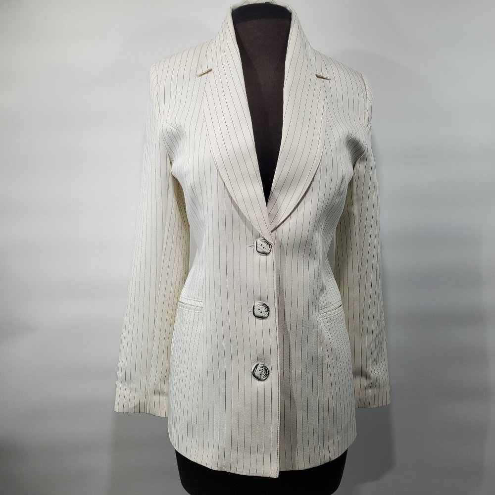 Gorgeous Women White with Stripes Lined Jacket, M